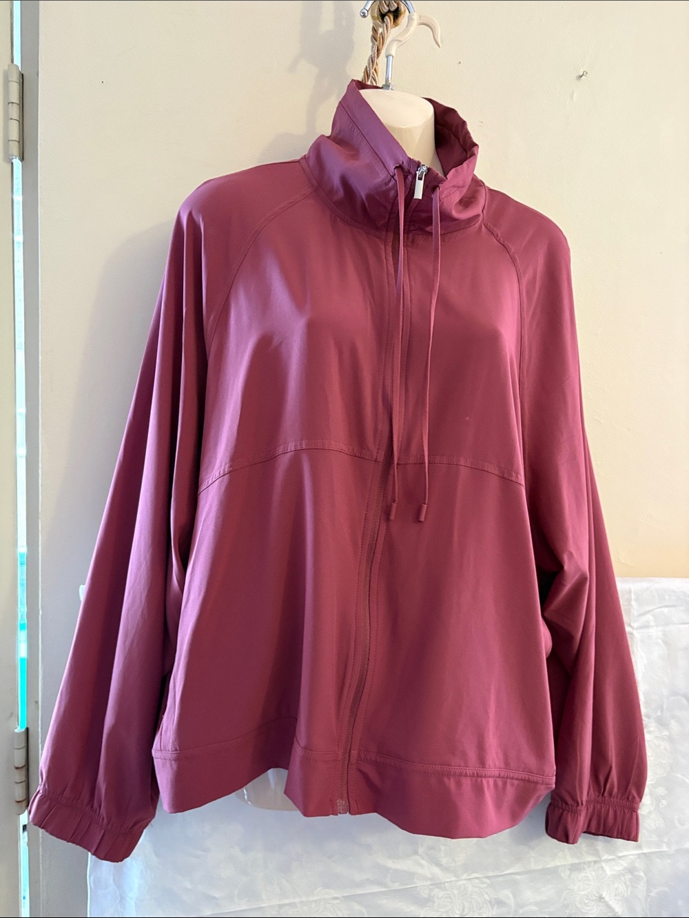Relaxed Zip-Front Hoodie in Mauve